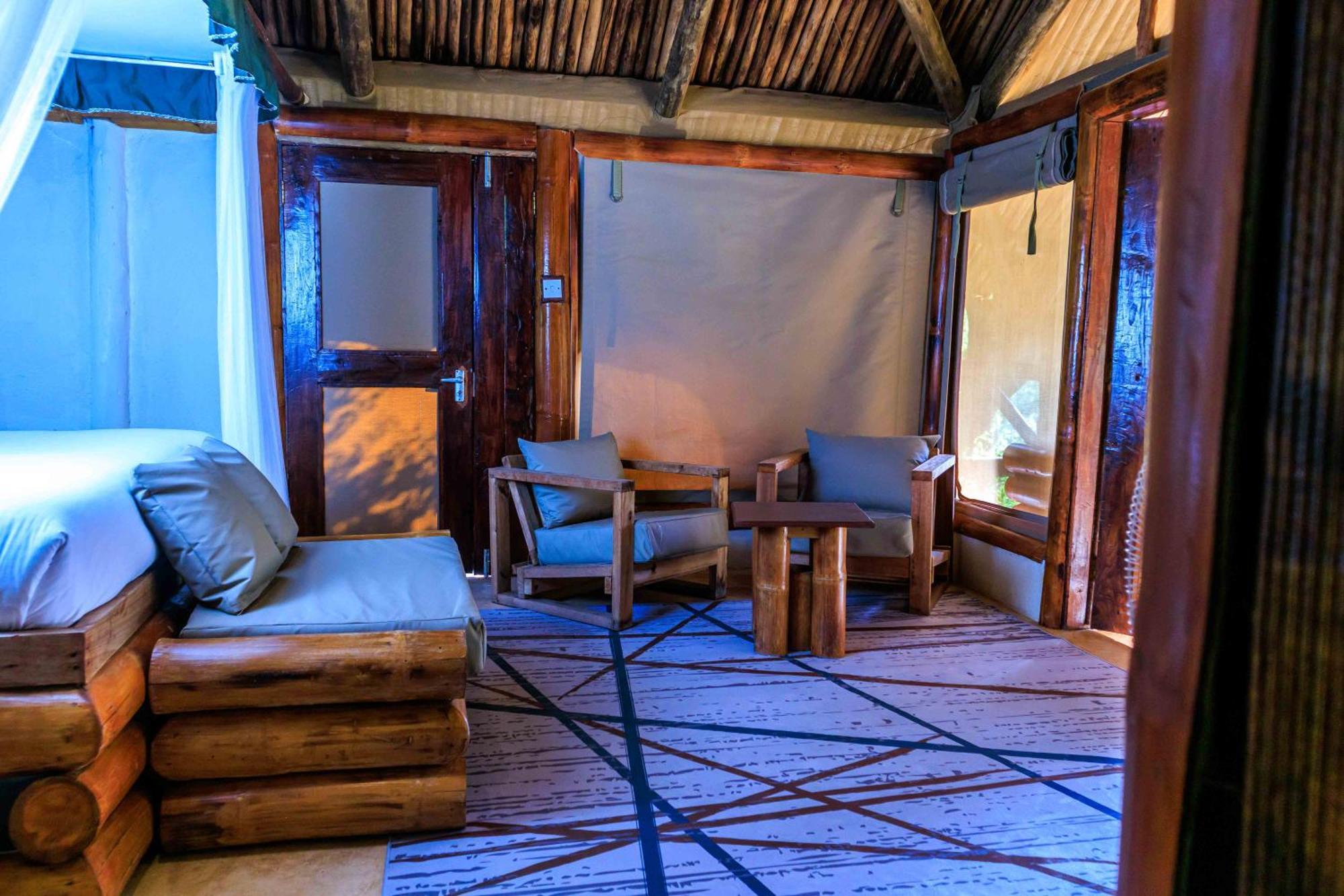 Samburu Elephant Lodge Isiolo Bagian luar foto