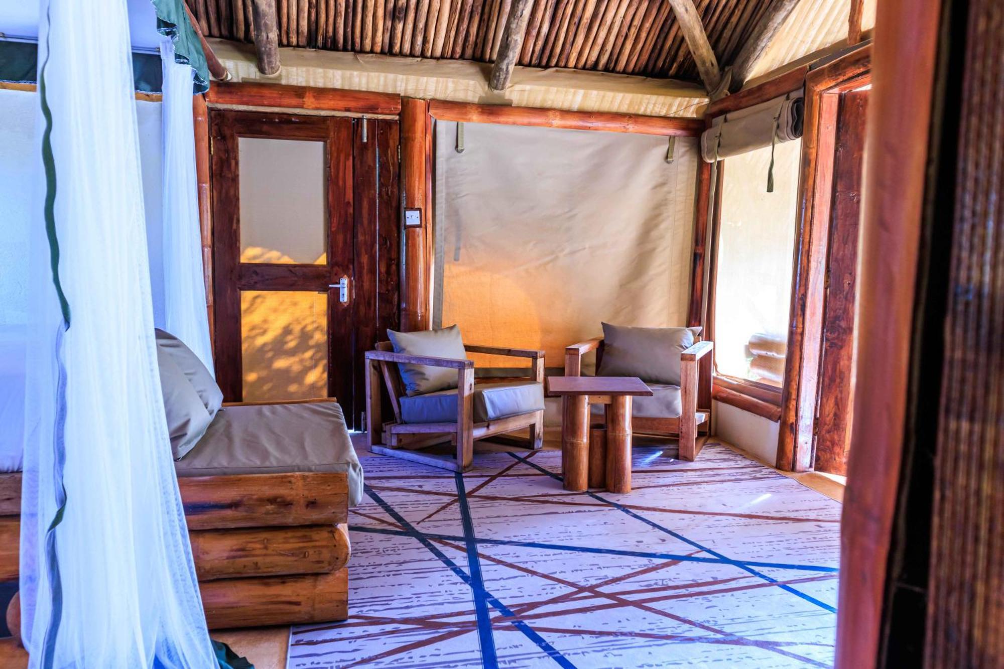 Samburu Elephant Lodge Isiolo Bagian luar foto