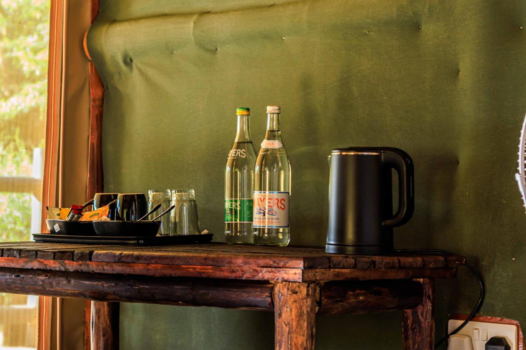 Samburu Elephant Lodge Isiolo Bagian luar foto